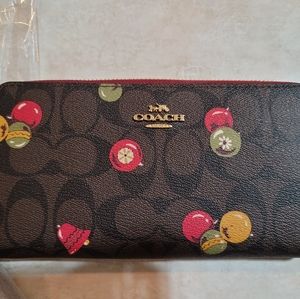 Coach Signature Christmas Holiday Ornament Print Zip Around Wallet Wristlet